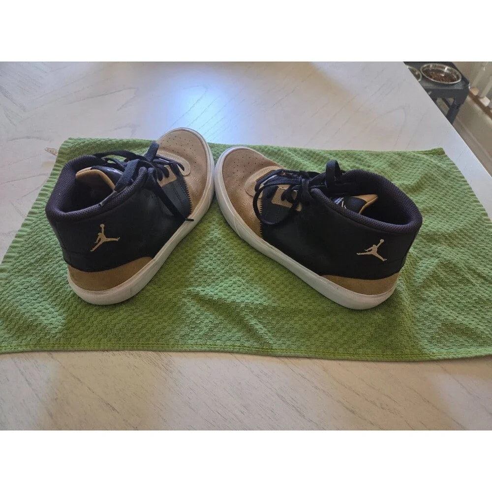 Jordan Series Mid .03 Elemental Gold Size 9.5